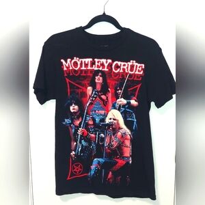 Motley Crue shirt
